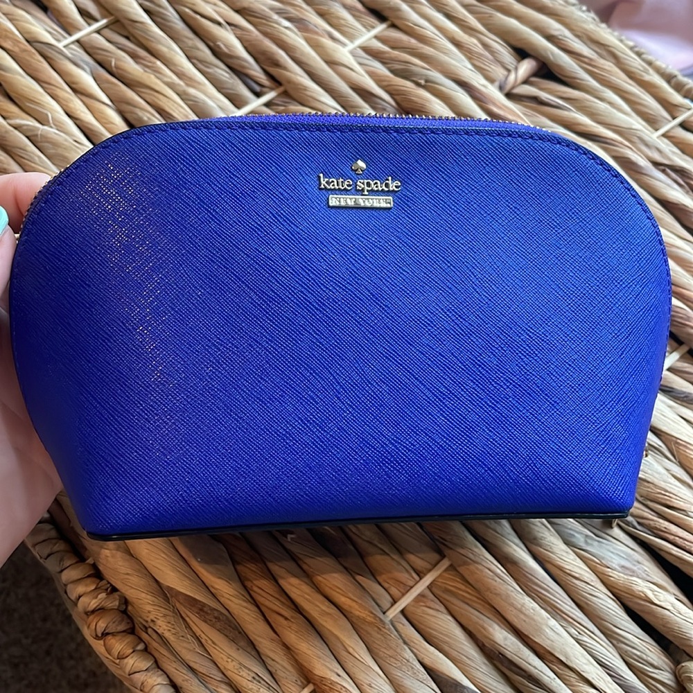EUC kate spade abalene pouch